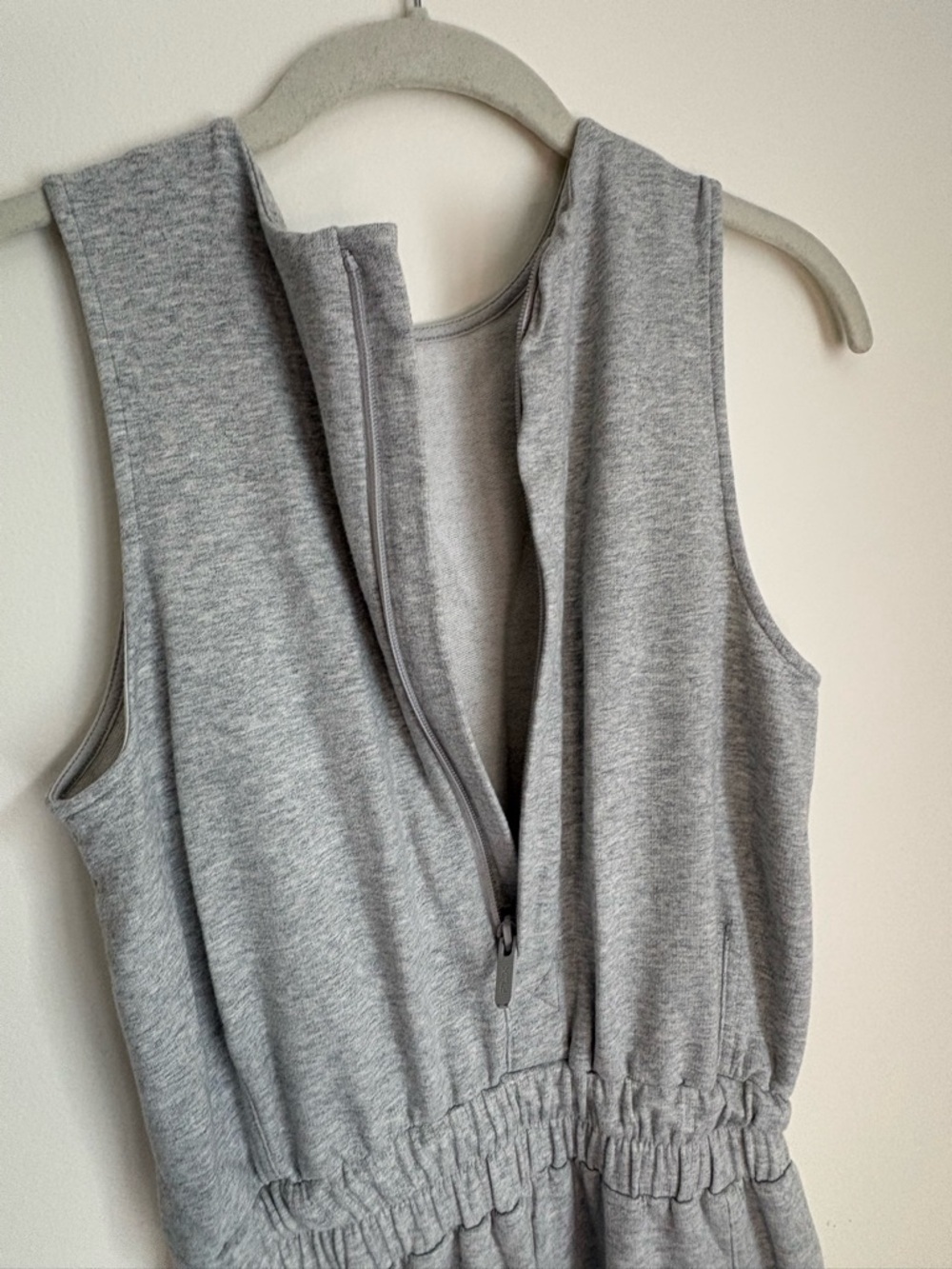 FLX Light Gray Sleeveless Drawstring Jumpsuit Women’s Athleisure Sporty Sz XS - Picture 13 of 14